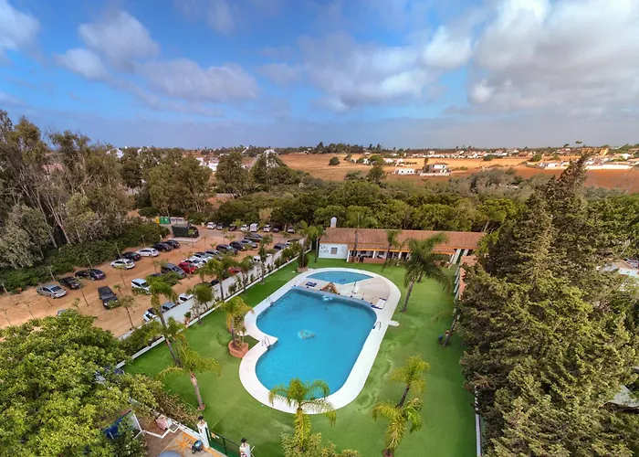 Kemp & Glamping Conil Playa *