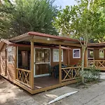 & Glamping Conil Playa Коніль-де-ла-Фронтера