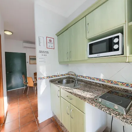 Kemp & Glamping Conil Playa 3*